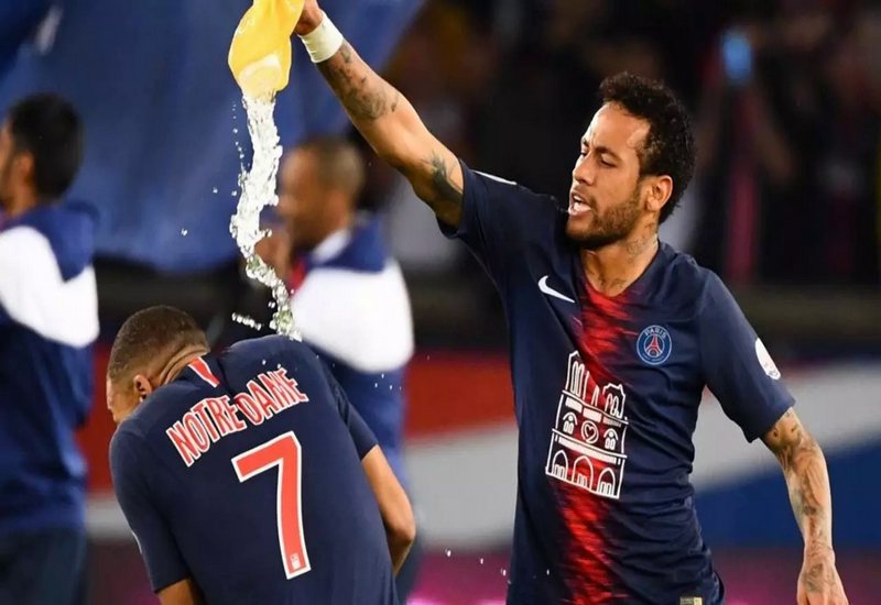 Khi Neymar ăn mừng là cả thế giới phải cười sảng khoái 1 Khi Neymar ăn mừng là cả thế giới phải cười sảng khoái