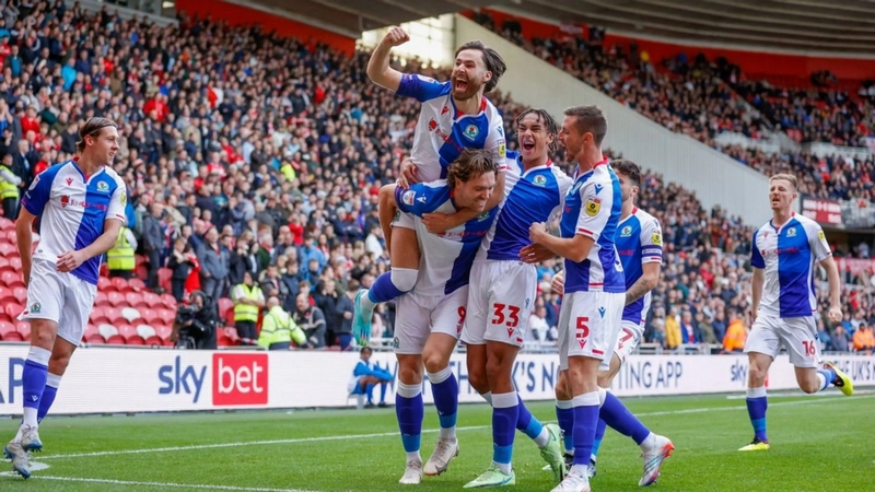 Câu lạc bộ bóng đá Blackburn Rovers, nhà cựu vương chìm sâu 1 Câu lạc bộ bóng đá Blackburn Rovers, nhà cựu vương chìm sâu