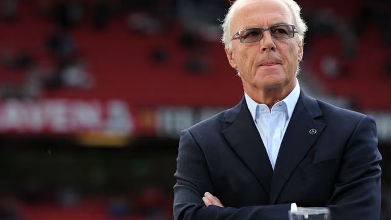 Huấn luyện viên Franz Beckenbauer - Người khiến cho bóng đá Đức trở nên vĩ đại 1 Huấn luyện viên Franz Beckenbauer - Người khiến cho bóng đá Đức trở nên vĩ đại