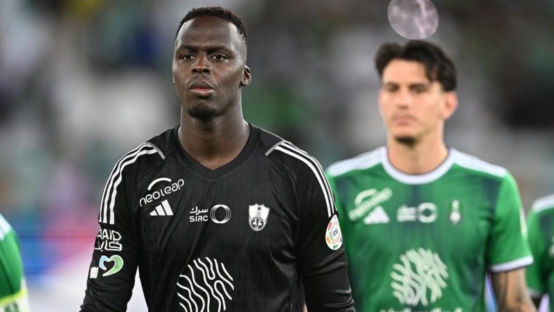 Thủ môn Edouard Mendy - Chỉ một lần duy nhất trong sự nghiệp 1 Thủ môn Edouard Mendy - Chỉ một lần duy nhất trong sự nghiệp