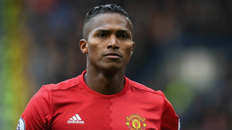Cầu thủ Antonio Valencia - Những bước chạy mẫu mực trở thành biểu tượng 1 Cầu thủ Antonio Valencia - Những bước chạy mẫu mực trở thành biểu tượng